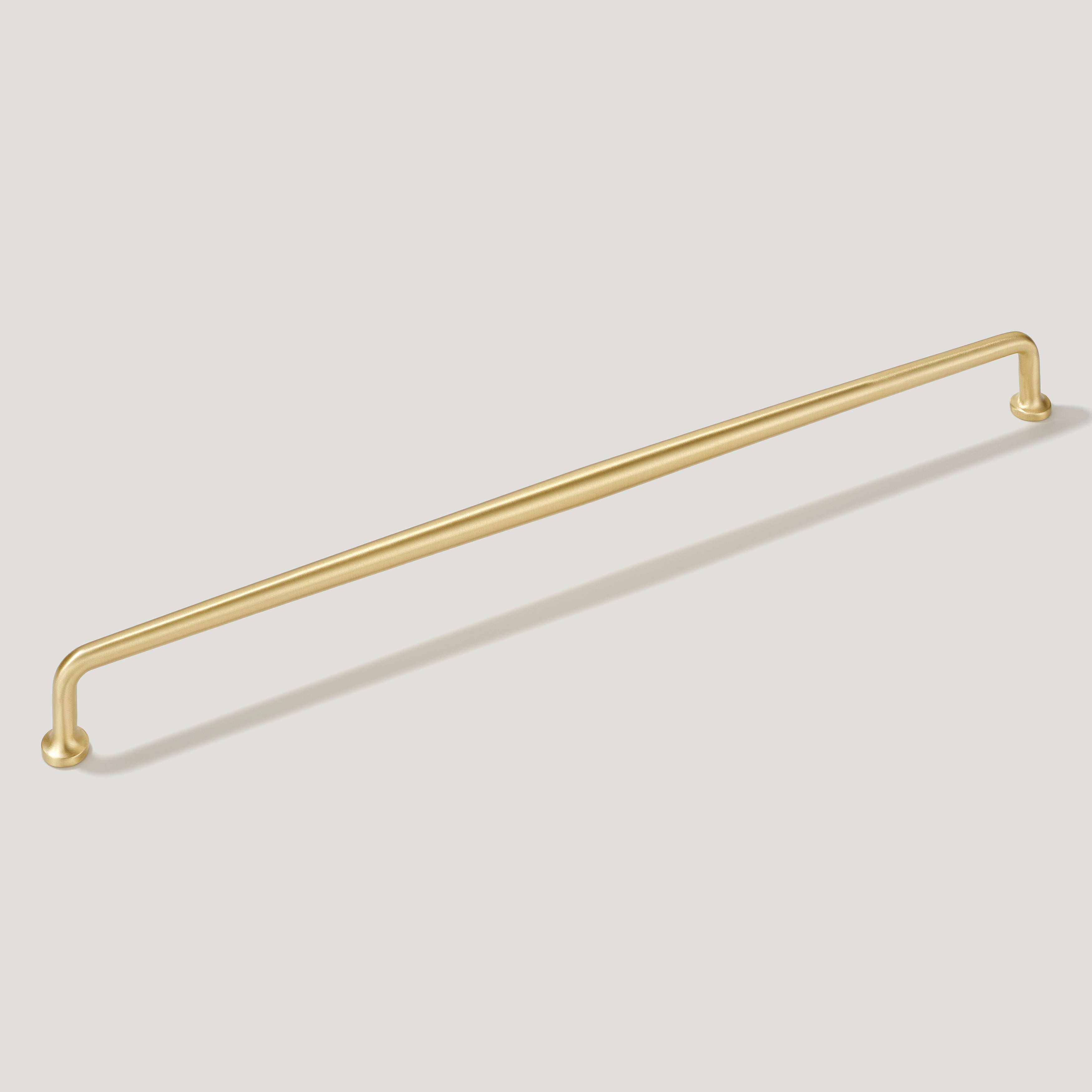 Plank Hardware Cabinetry GRAYSON 476mm Heavyweight Handle - Brass