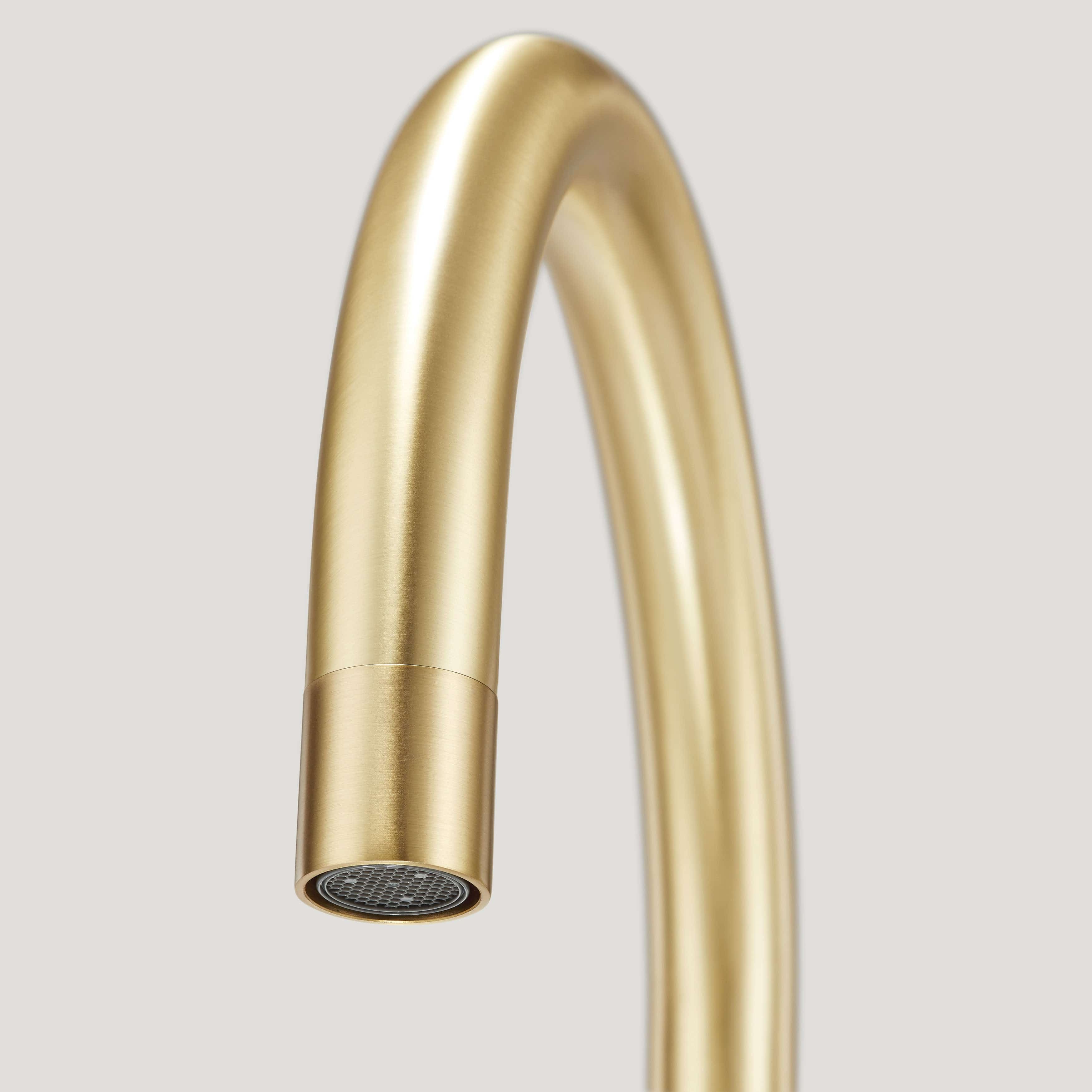 Plank Hardware Taps PORTMAN Smooth Kitchen Mixer Tap - Brass